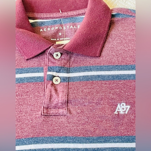 **$7 w/Bundle** BRAND NEW Aeropostale Short Sleeve👕 - Picture 2 of 6
